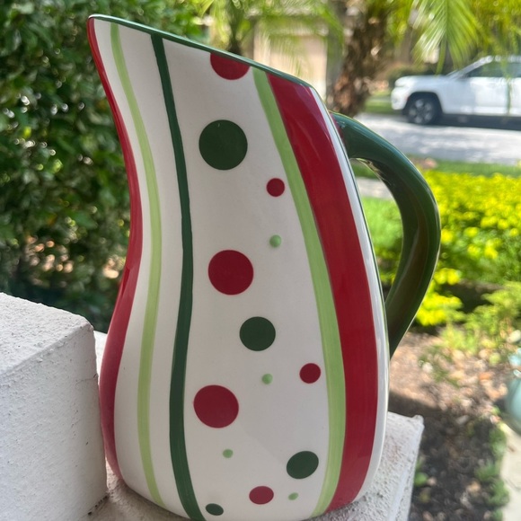 VGC Bella Casa by Ganz. Red Striped Pitcher, Green Handle Polka Dots 9" Holiday - Picture 2 of 10